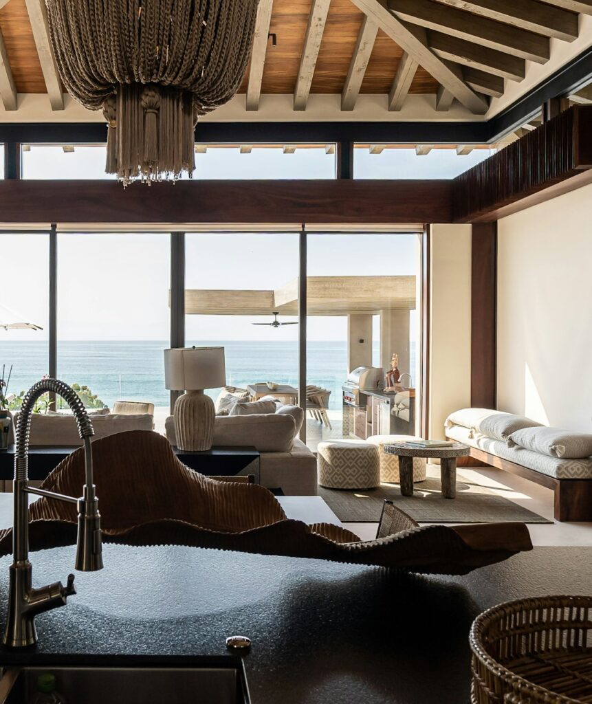 Photo by Luis Magallón on Unsplash